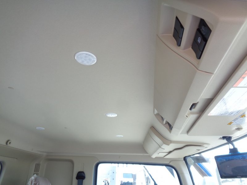 日野 大型トラック 増tロングアームロール8.2t(ロング・ショート切替) 画像