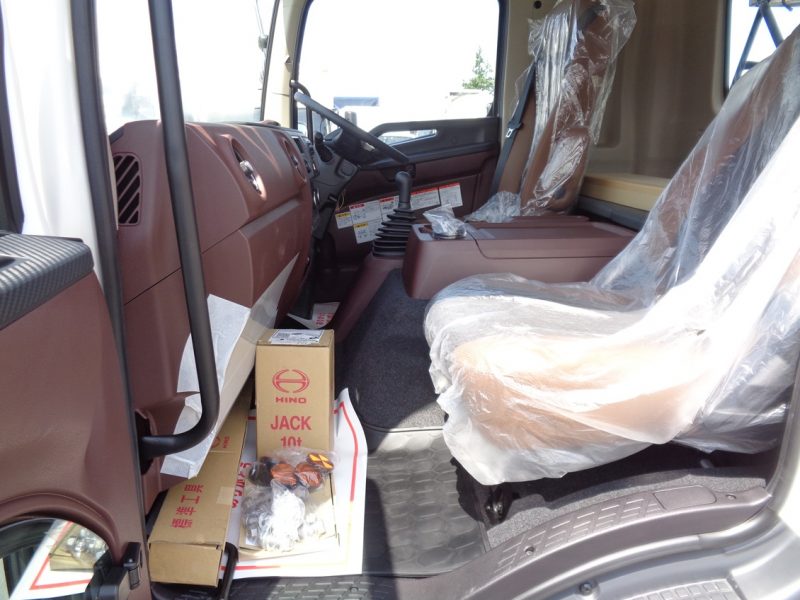 日野 大型トラック 増tロングアームロール8.2t(ロング・ショート切替) 画像