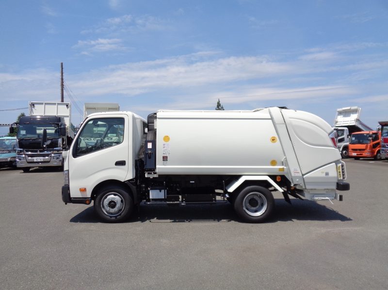 トヨタ 小型トラック 塵芥車(プレス式)5.9m3 画像
