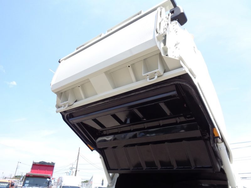 トヨタ 小型トラック 塵芥車(プレス式)5.9m3 画像