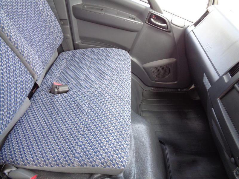いすゞ 小型トラック 冷凍車低温(ワイド・ロング)PG付 画像