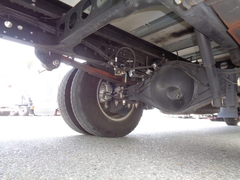 いすゞ 小型トラック 冷凍車低温(ワイド・ロング)PG付 画像
