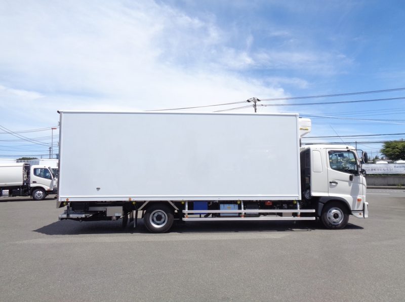日野 中型トラック 冷凍車エアサス格納PG付(スタンバイ・加温付) 画像