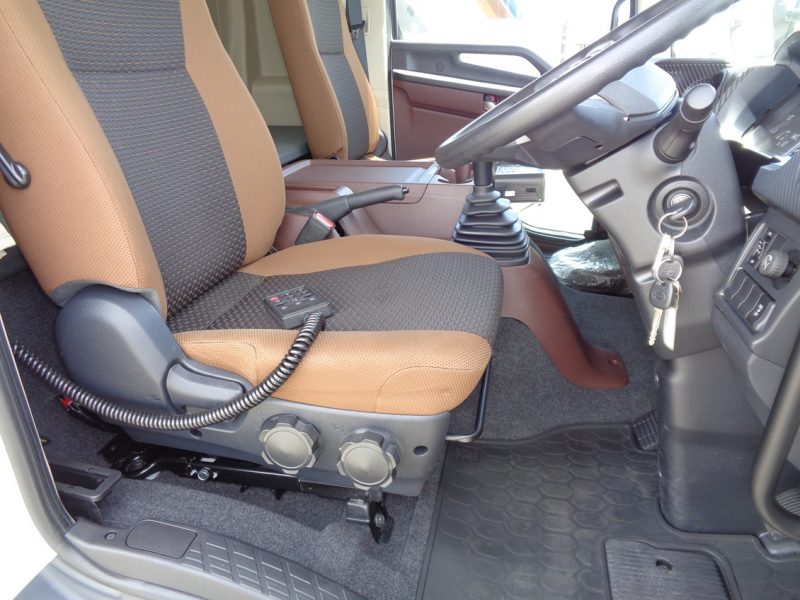 日野 中型トラック 冷凍車エアサス格納PG付(スタンバイ・加温付) 画像