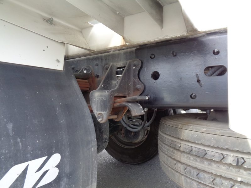 いすゞ 大型トラック 増tミキサー3.2m3(7.78t) 画像