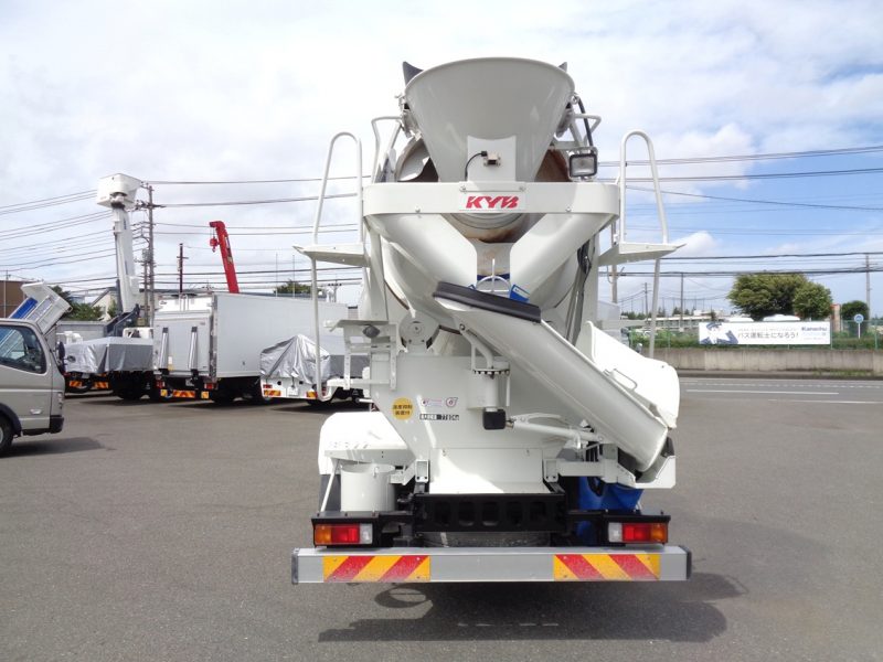 いすゞ 大型トラック 増tミキサー3.2m3(7.78t) 画像