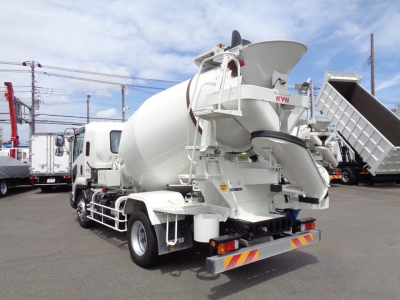 いすゞ 大型トラック 増tミキサー3.2m3(7.78t) 画像