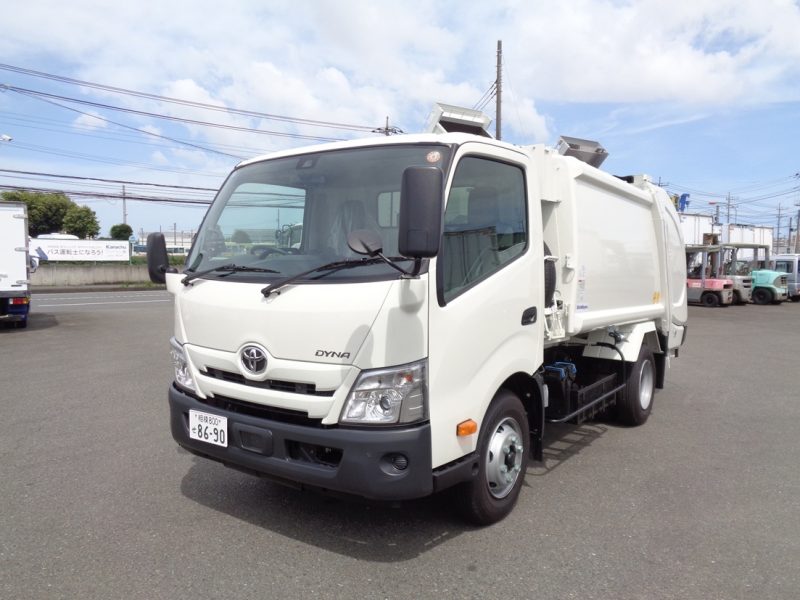 トヨタ 小型トラック 塵芥車(プレス式)6m3 画像