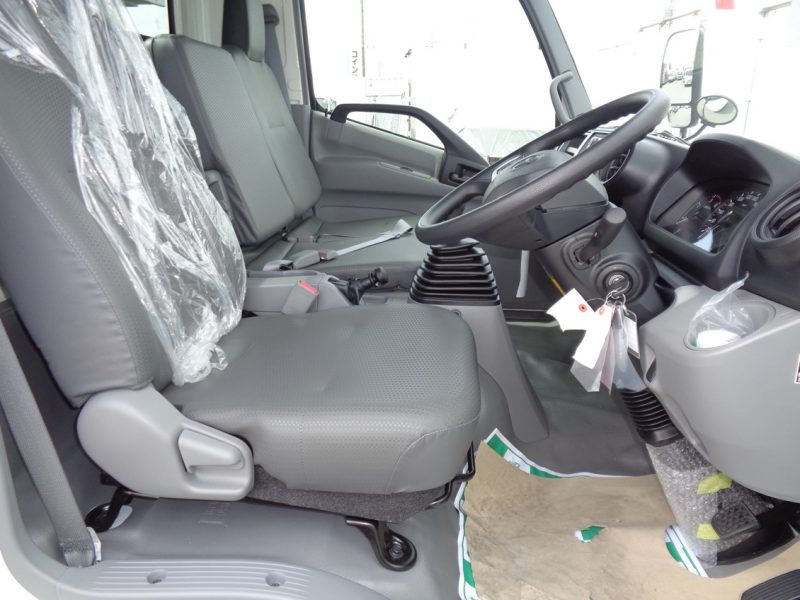 トヨタ 小型トラック 塵芥車(プレス式)6m3 画像