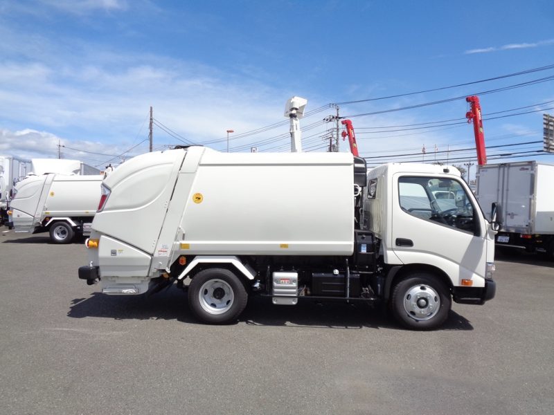 トヨタ 小型トラック 塵芥車(プレス式)4.3m3 画像