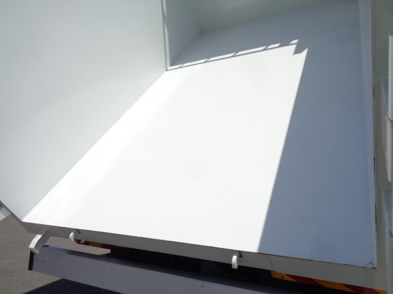 三菱 大型トラック 増t深ダンプ(6.6t) 画像