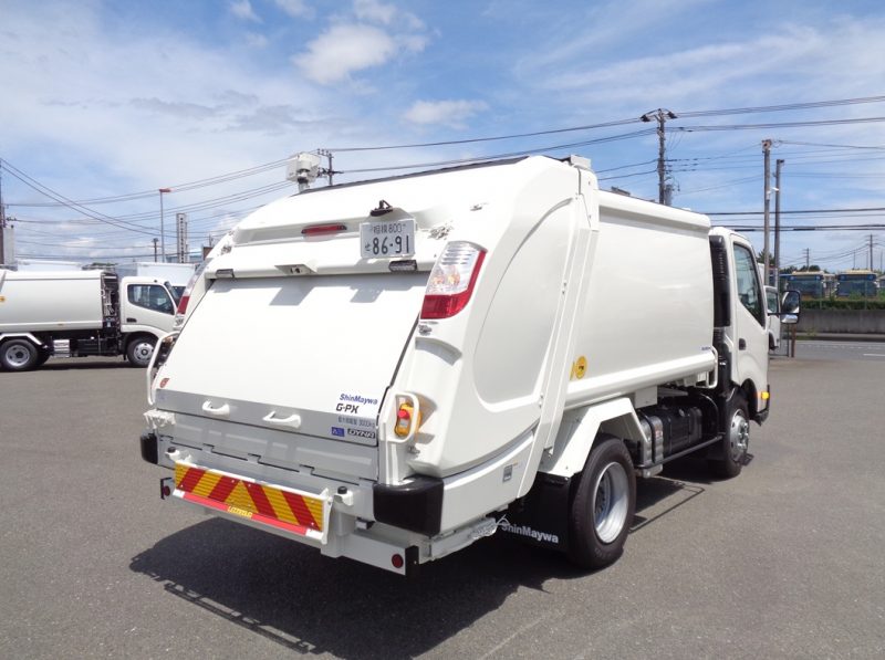 トヨタ 小型トラック 塵芥車(プレス式)6m3 画像