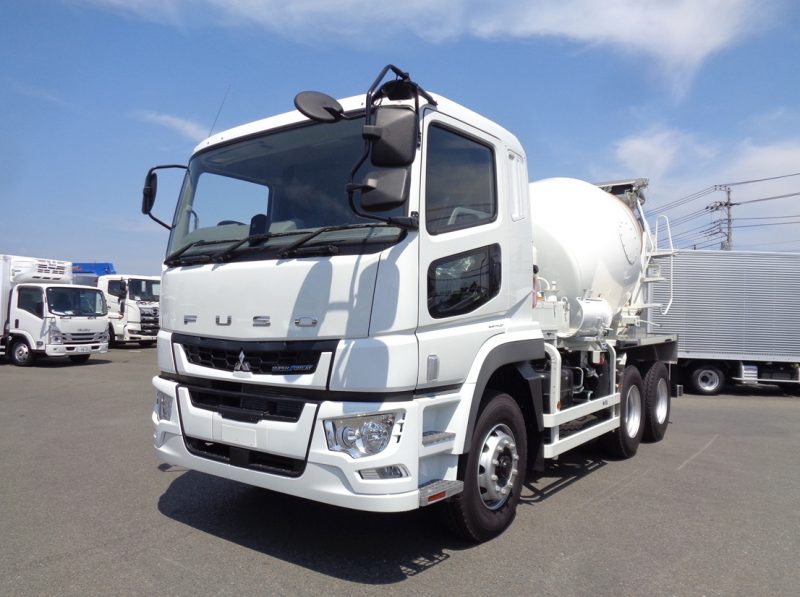 三菱 大型トラック ミキサー4.4m3カヤバ(シフトパイロット)油圧シュー 画像