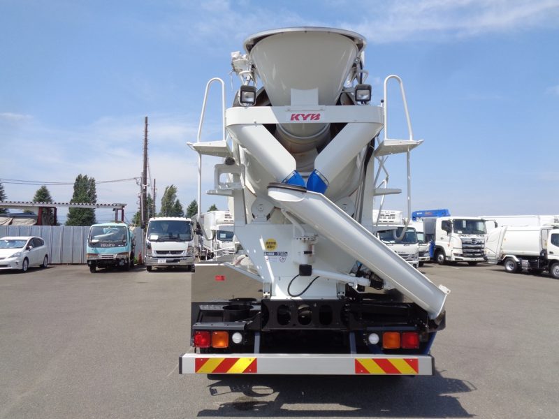 三菱 大型トラック ミキサー4.4m3カヤバ(シフトパイロット)油圧シュー 画像