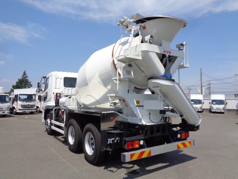 三菱 大型トラック ミキサー4.4m3カヤバ(シフトパイロット)油圧シュー 画像