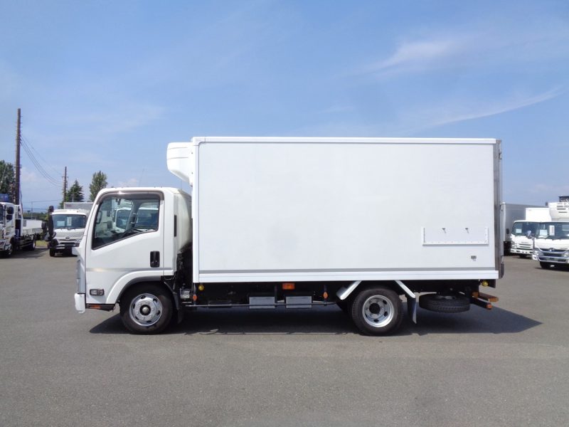 いすゞ 小型トラック 冷凍車中温(ワイド・ロング)スムーサー 画像
