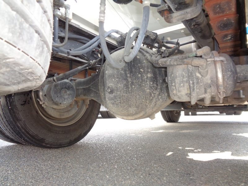 日産UD 大型トラック 増tミキサー3.2m3カヤバ 画像