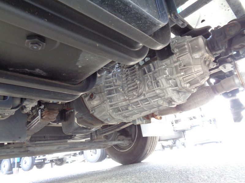 日産UD 大型トラック 増tミキサー3.2m3カヤバ 画像