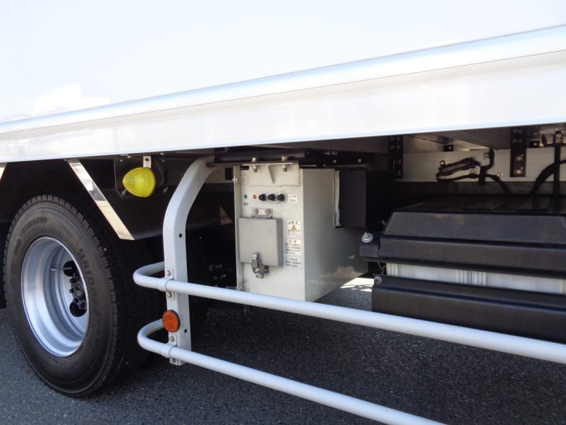 三菱 中型トラック 冷凍車ワイドエアサス格納PG付(スタンバイ付) 画像