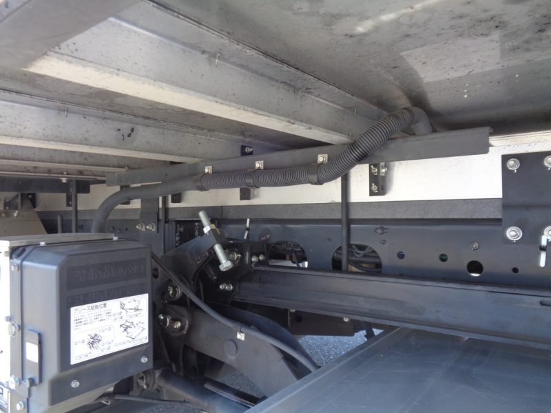 三菱 中型トラック 冷凍車ワイドエアサス格納PG付(スタンバイ付) 画像