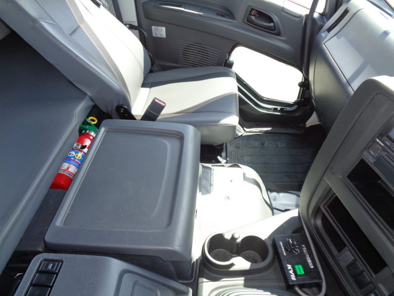 いすゞ 大型トラック ミキサー4.4m3カヤバ 画像