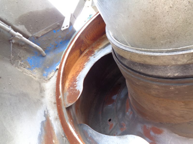 いすゞ 大型トラック ミキサー4.4m3カヤバ 画像