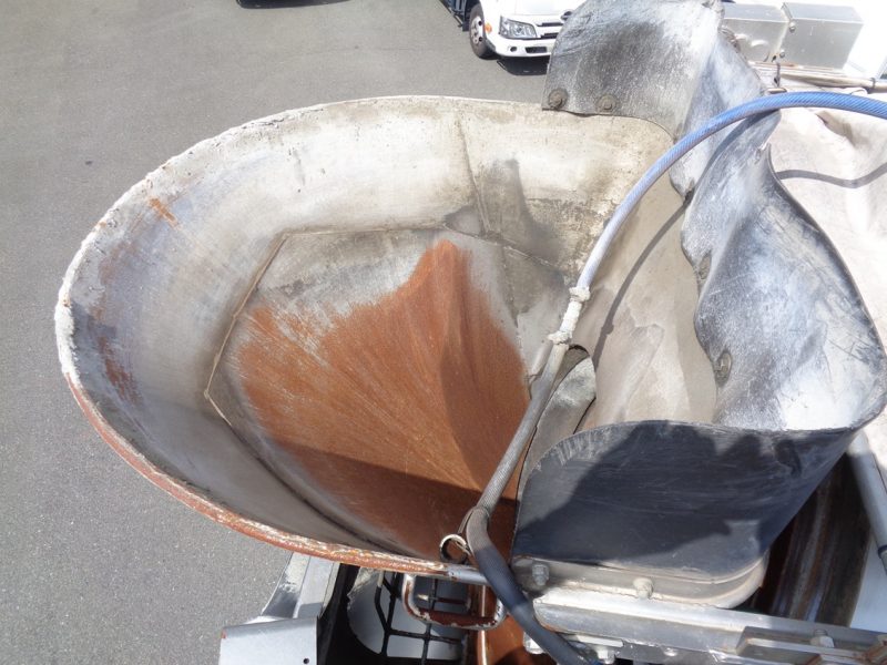 いすゞ 大型トラック ミキサー4.4m3カヤバ 画像