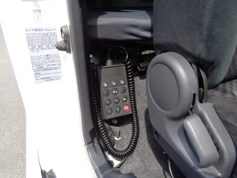 日産UD 中型トラック 冷凍車ワイドエアサス格納PG付 画像