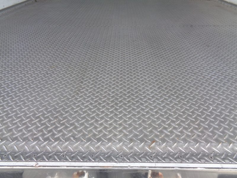 日産UD 中型トラック 冷凍車ワイドエアサス格納PG付 画像