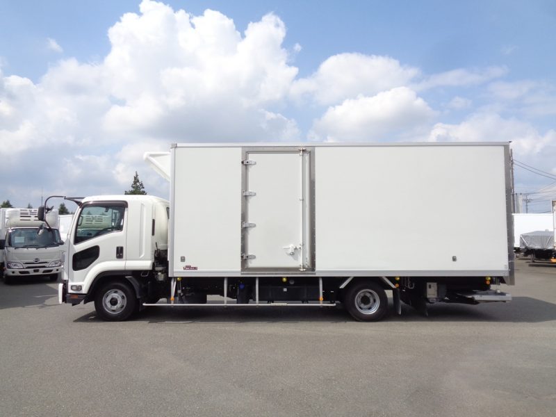 日産UD 中型トラック 冷凍車ワイドエアサス格納PG付 画像