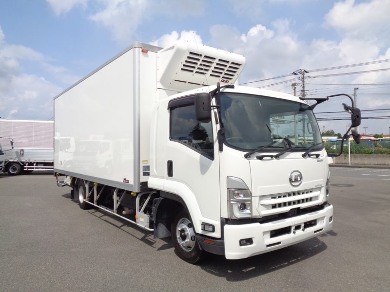日産UD 中型トラック 冷凍車ワイドエアサス格納PG付 画像
