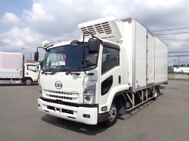 日産UD 中型トラック 冷凍車ワイドエアサス格納PG付 画像