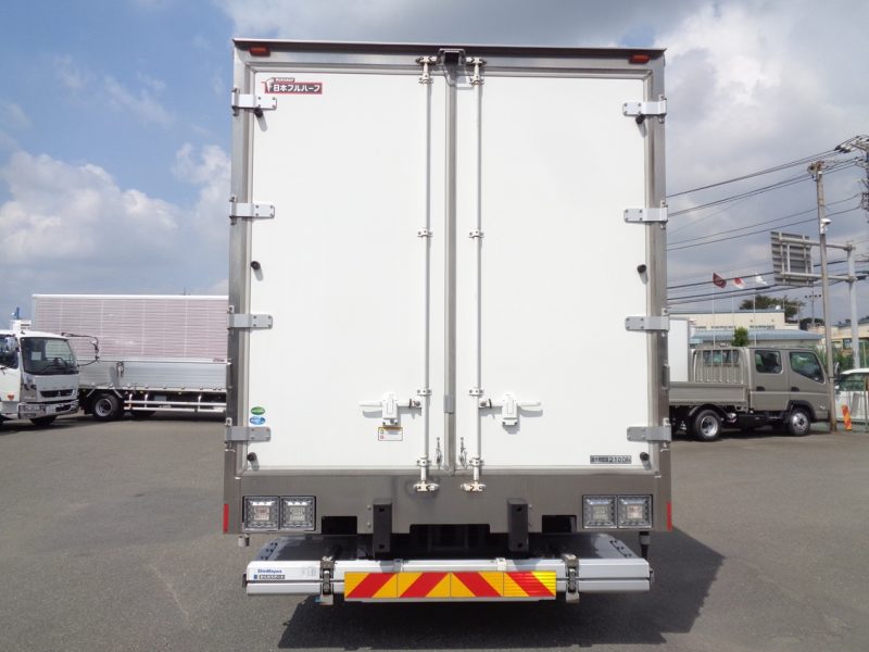 日産UD 中型トラック 冷凍車ワイドエアサス格納PG付 画像