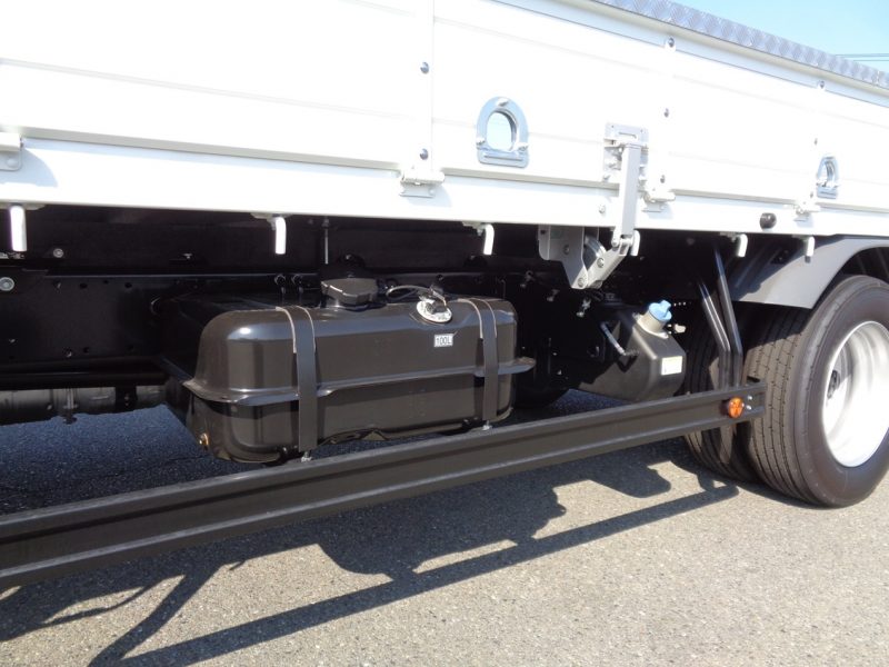 三菱 中型トラック ユニック3段ラジコン付 画像