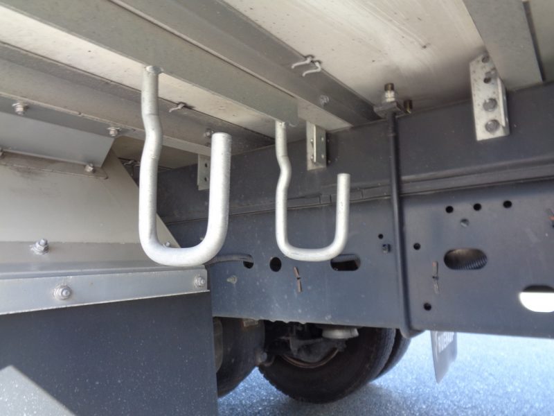 日産UD 中型トラック 冷凍車ワイドエアサス格納PG付 画像