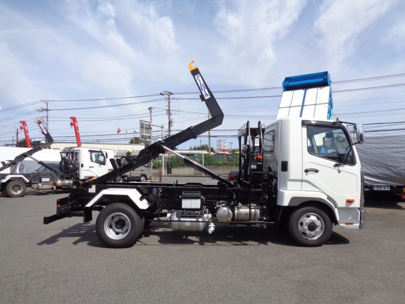 三菱 中型トラック アームロール 画像