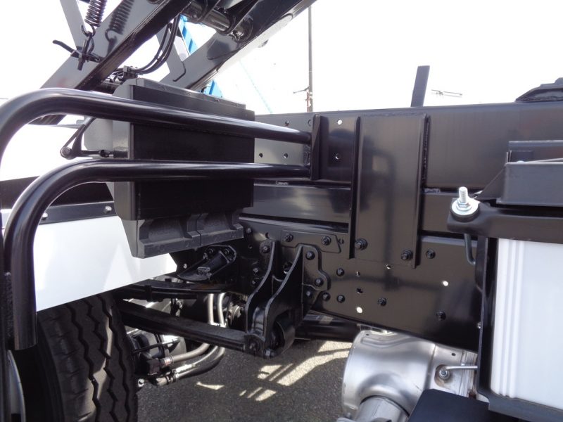 三菱 中型トラック アームロール 画像