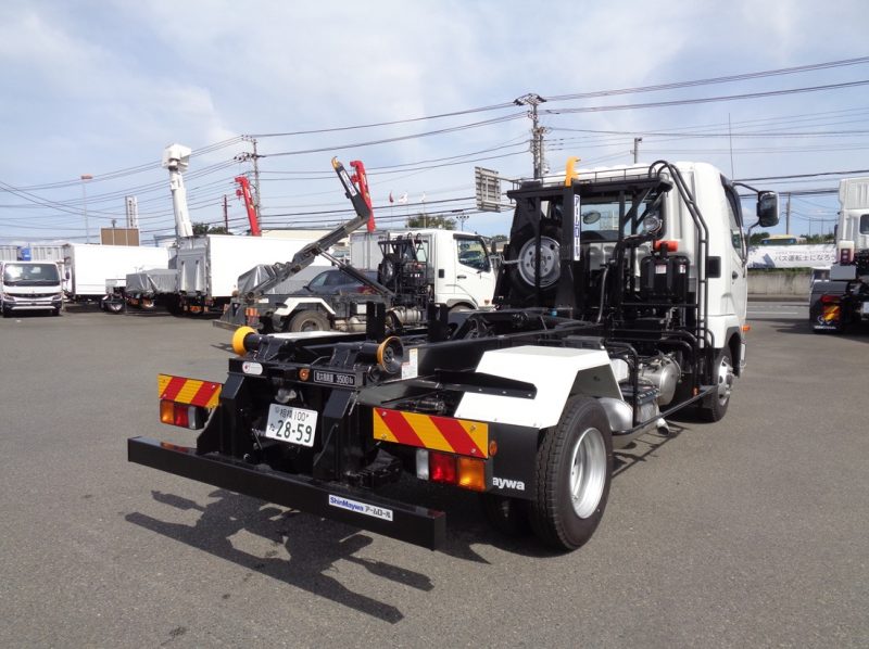 三菱 中型トラック アームロール 画像