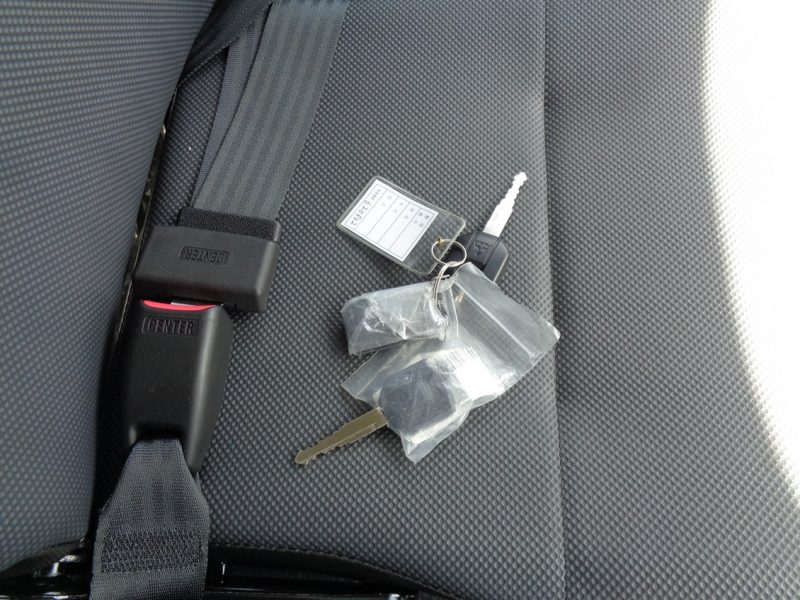 三菱 中型トラック アームロール 画像