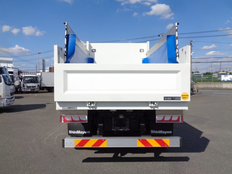 三菱 大型トラック 増tダンプ土砂(7.1t)3.5m 画像