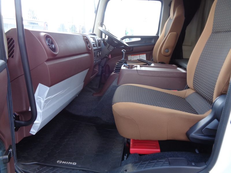 日野 中型トラック 冷凍車ワイド格納PG付 画像