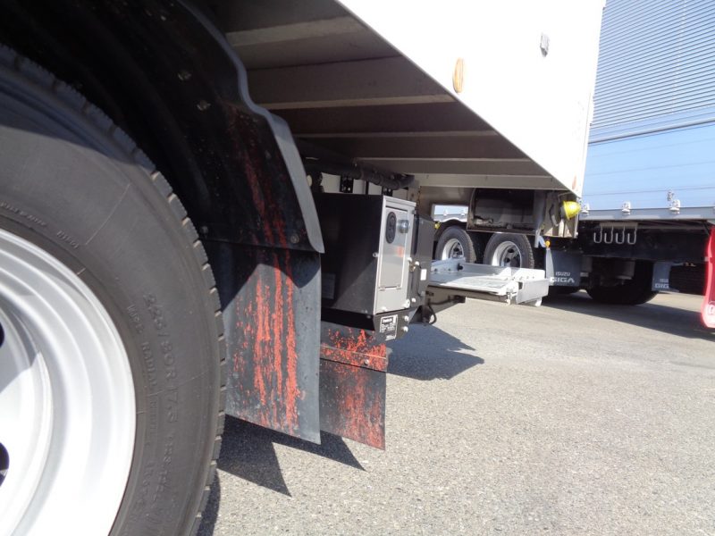 日野 中型トラック 冷凍車ワイド格納PG付 画像