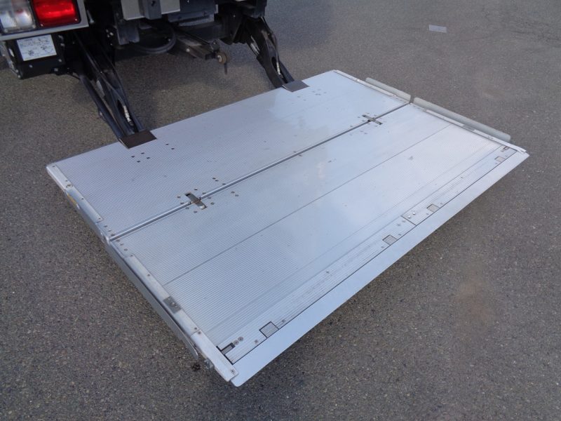 日野 中型トラック 冷凍車ワイド格納PG付 画像