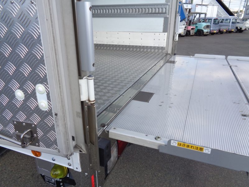 日野 中型トラック 冷凍車ワイド格納PG付 画像