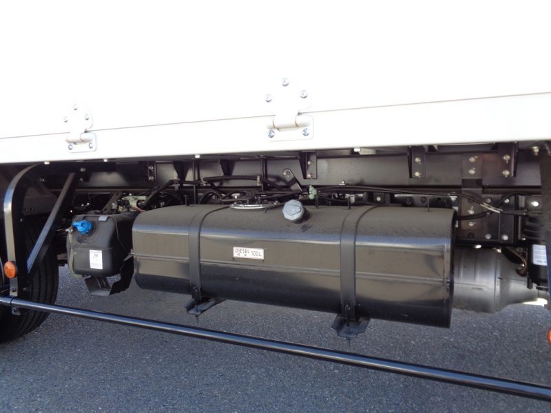 三菱 小型トラック ウィング2.95ｔ 画像