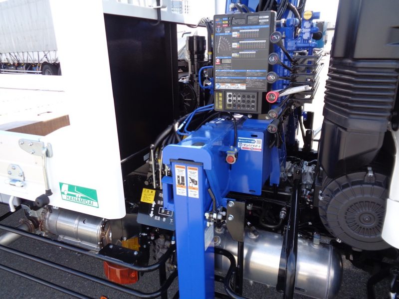 日野 大型トラック 増tタダノ4段セフティーローダ(6.2t)5.9m 画像