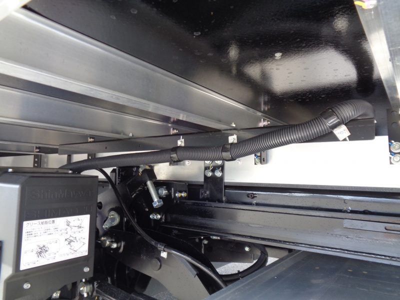 三菱 中型トラック 冷凍車ワイドエアサス格納PG付 画像