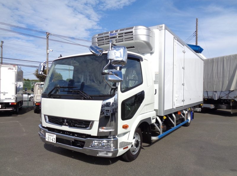 三菱 中型トラック 冷凍車ワイドエアサス格納PG付 画像