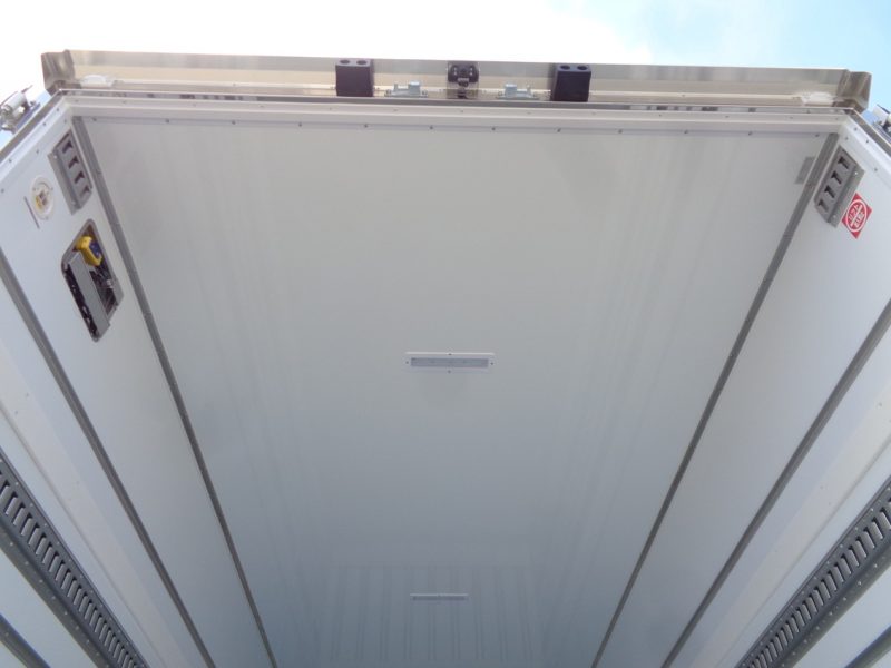 三菱 中型トラック 冷凍車ワイドエアサス格納PG付 画像