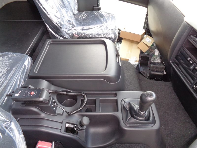 三菱 中型トラック 冷凍車ワイドエアサス格納PG付 画像